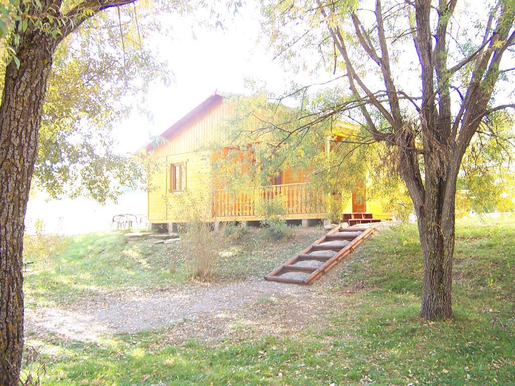 Camping La Motte Flottante La Freissinouse Extérieur photo