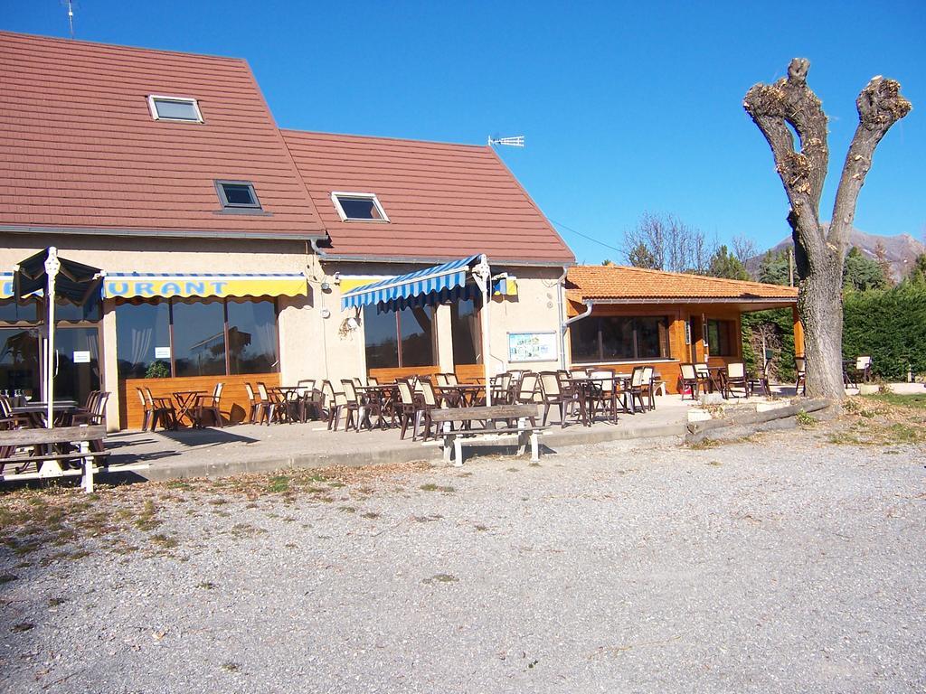 Camping La Motte Flottante La Freissinouse Extérieur photo