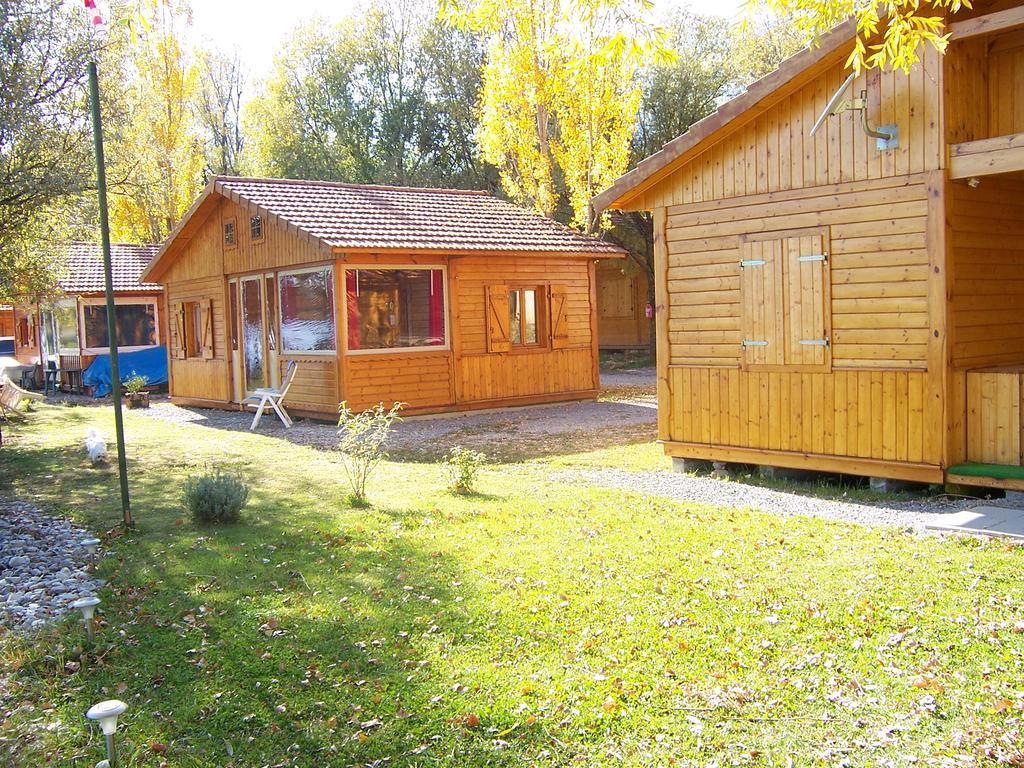 Camping La Motte Flottante La Freissinouse Extérieur photo