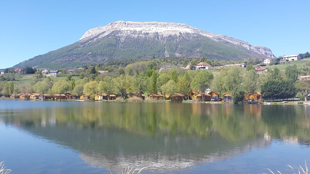 Camping La Motte Flottante La Freissinouse Extérieur photo